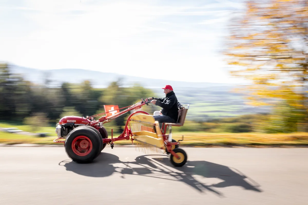 Man sieht ein Gefährt vom Oldtimertreffen 2022 auf dem Hasenstrick.